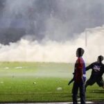 Stadion Kanjuruhan Malang Rusuh4